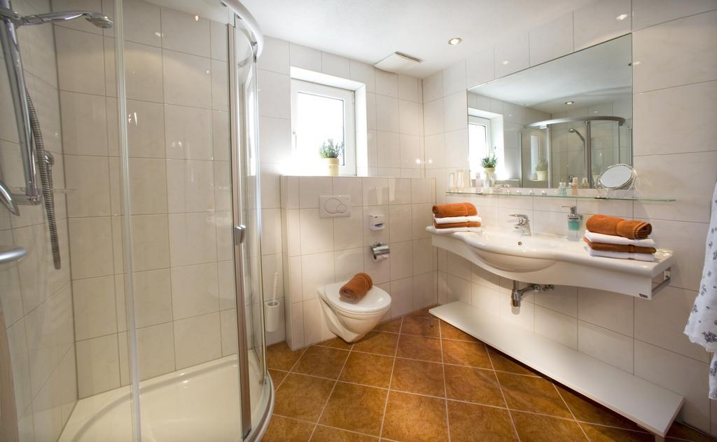 Hotel Hochland Nauders Pokoj fotografie